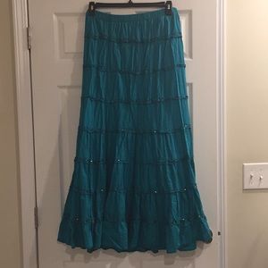 Gorgeous turquoise peasant skirt! Size Large